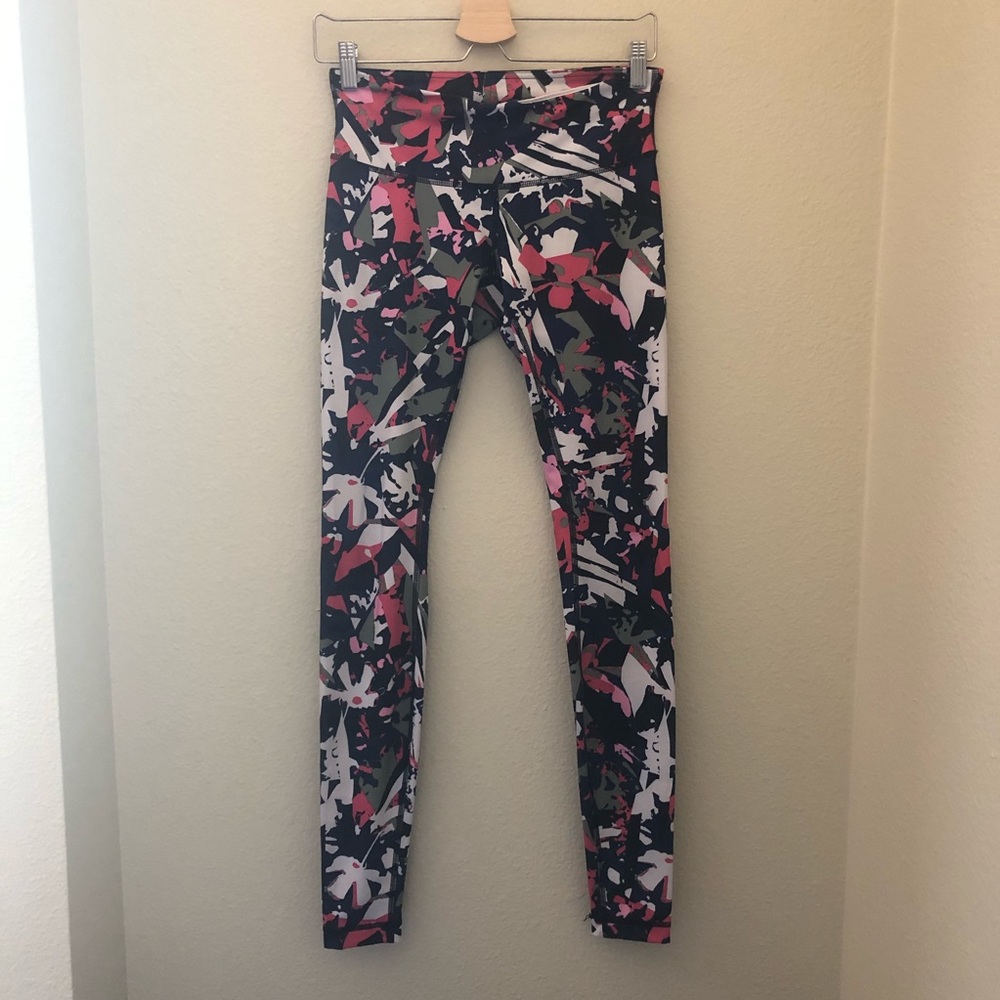 Lululemon printed tights size 6